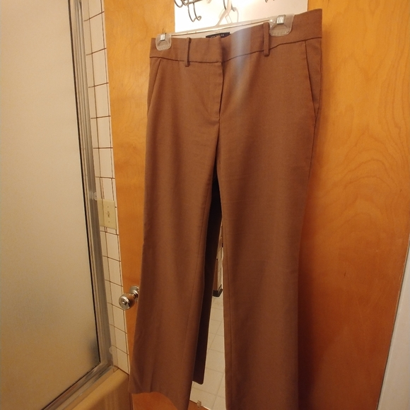 Ann Taylor Devin fit - Picture 4 of 9